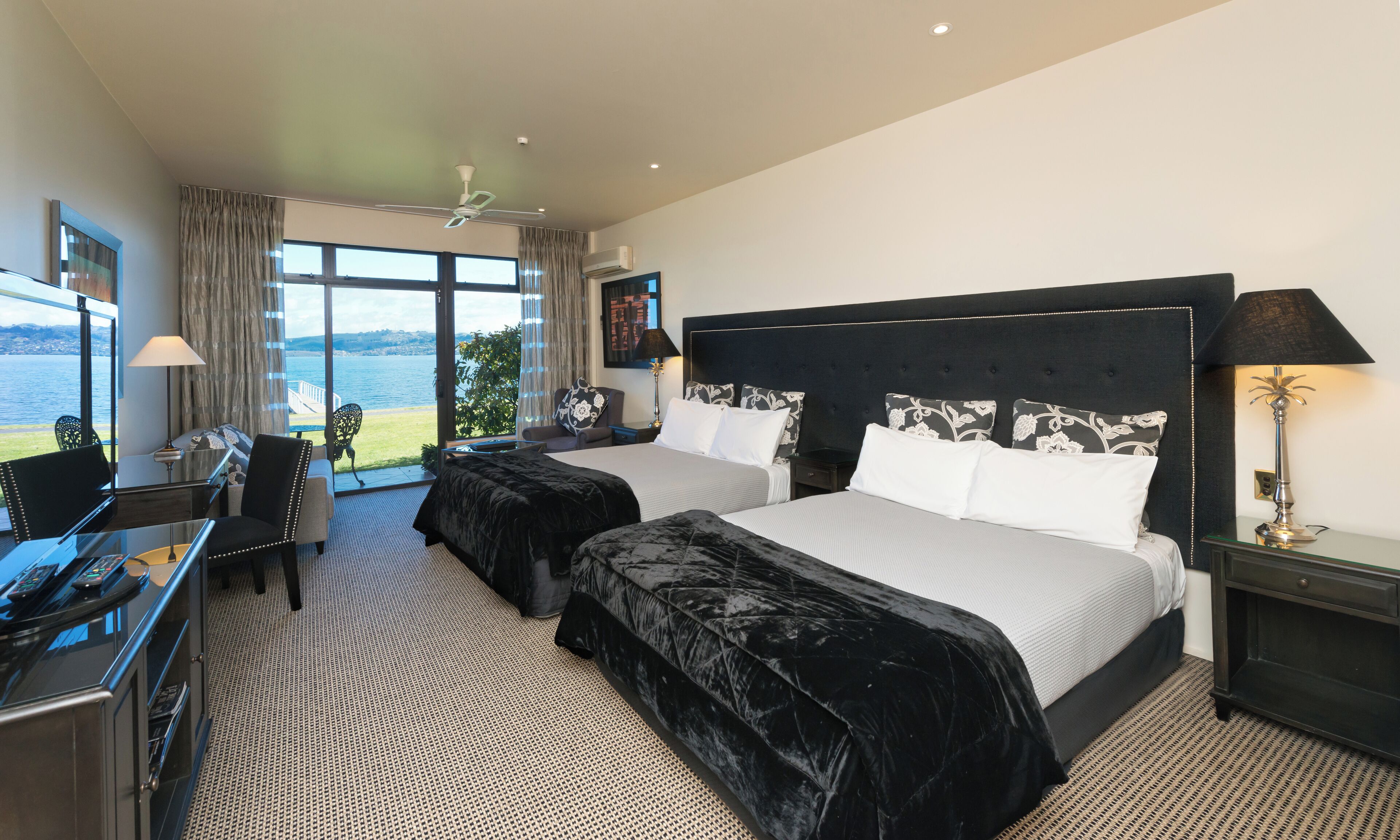 Premium bedding, in-room safe, individually furnished, desk