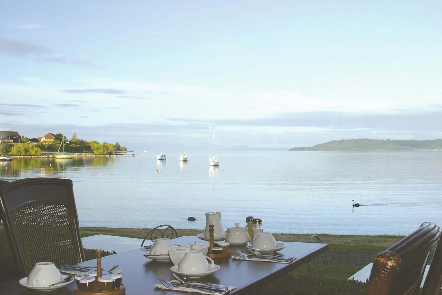 Daily buffet breakfast for a fee