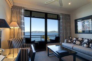 Junior Suite King with Lake View | View from room