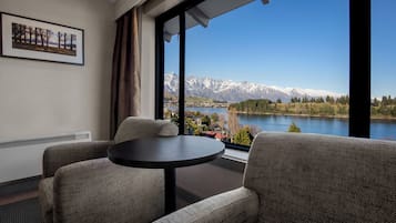 Superior Room, 1 King Bed, Lake View | In-room safe, desk, blackout drapes, iron/ironing board