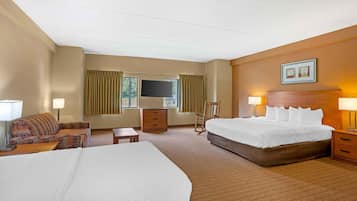 Desk, laptop workspace, iron/ironing board, free WiFi