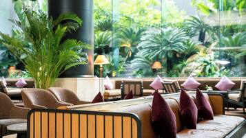 Coin salon dans le hall