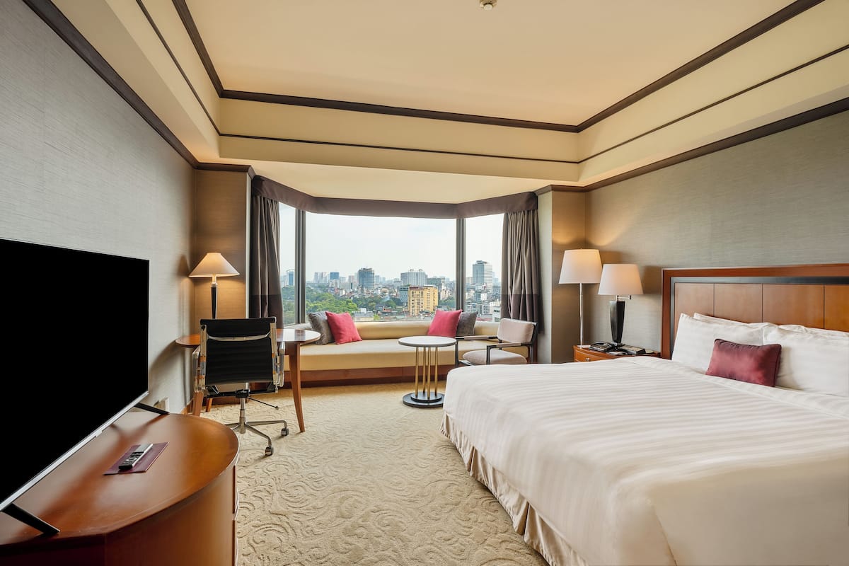 Grand Deluxe King Room