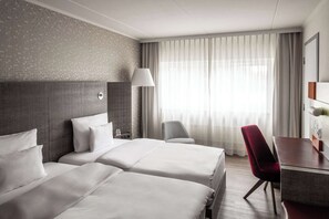 penta Standard Room | Hypo-allergenic bedding, in-room safe, individually decorated