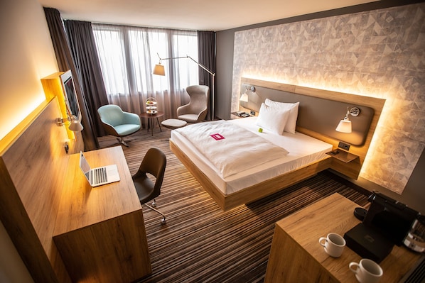 Superior Double Room | In-room safe, desk, blackout drapes, soundproofing - Leoso Hotel Leverkusen (Leverkusen)