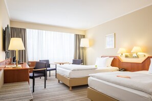 Standard Twin Room | 1 bedroom, in-room safe, desk, blackout curtains