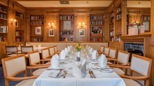 Library - Leoso Hotel Ludwigshafen (Ludwigshafen)