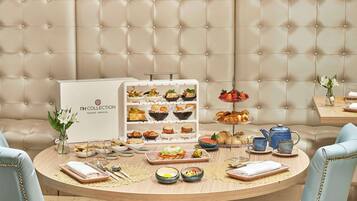 Se ofrece un desayuno bufé todos los días (por un coste adicional)