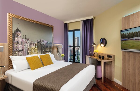 Kamar Superior | Brankas, meja kerja, tirai kedap cahaya, dan Wi-Fi gratis