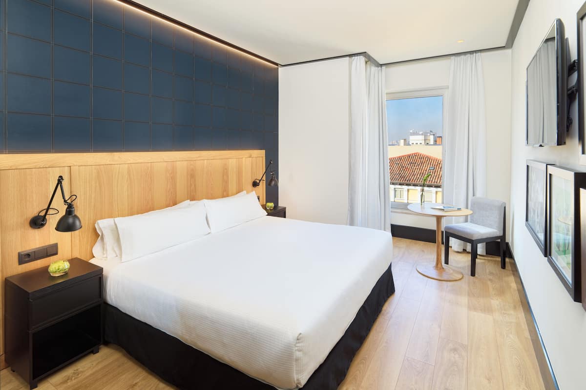 Couette en duvet d'oie, minibar, coffres-forts dans les chambres