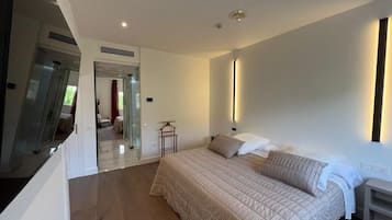 Studiosvit Premium | Tempur-Pedic-madrasser, minibar och värdeförvaringsskåp på rummet