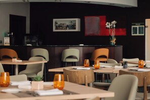 Lunch and dinner served  - Sercotel Amistad Murcia (Murcia)