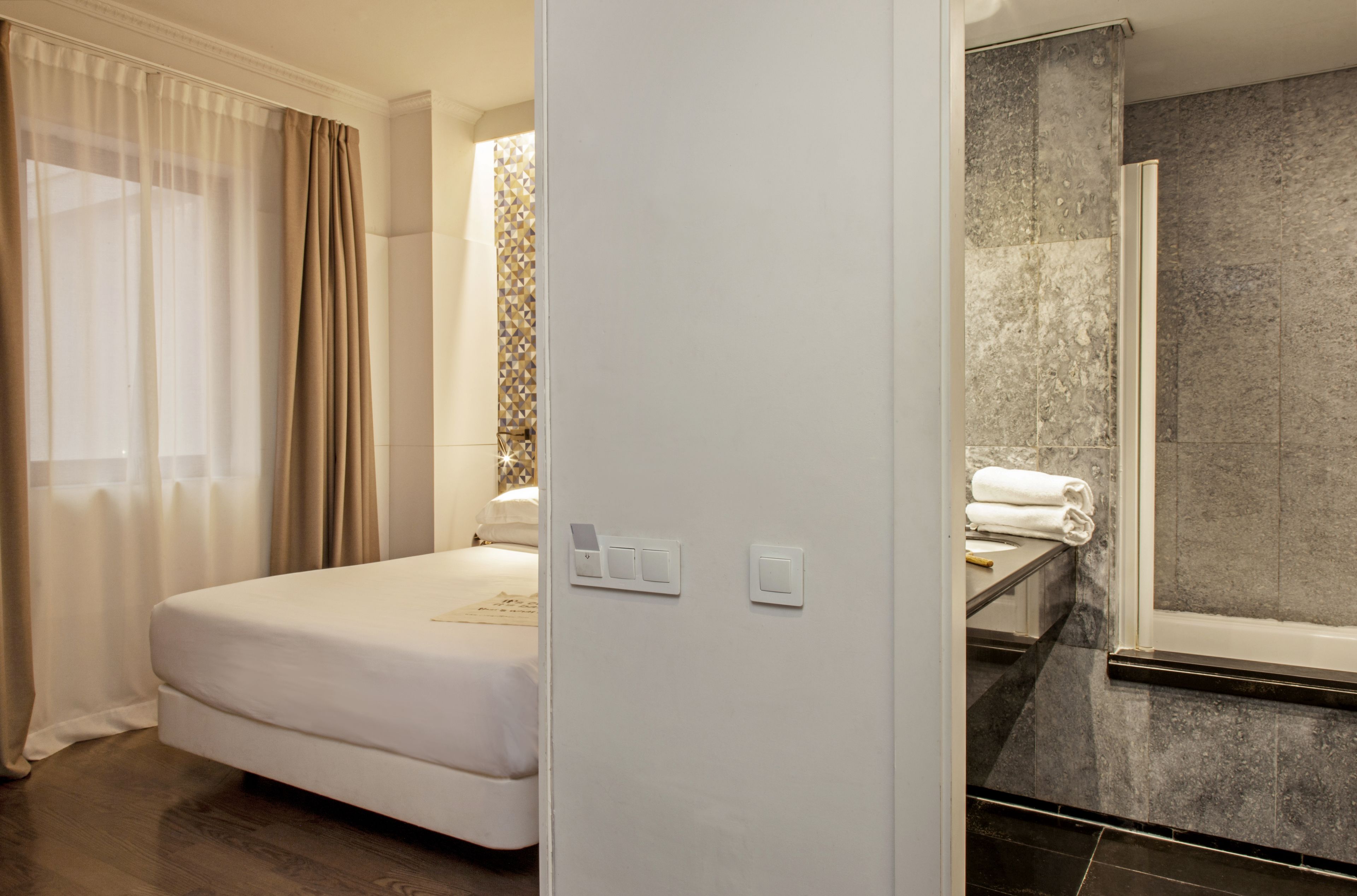 Foto - Chic & Basic Velvet