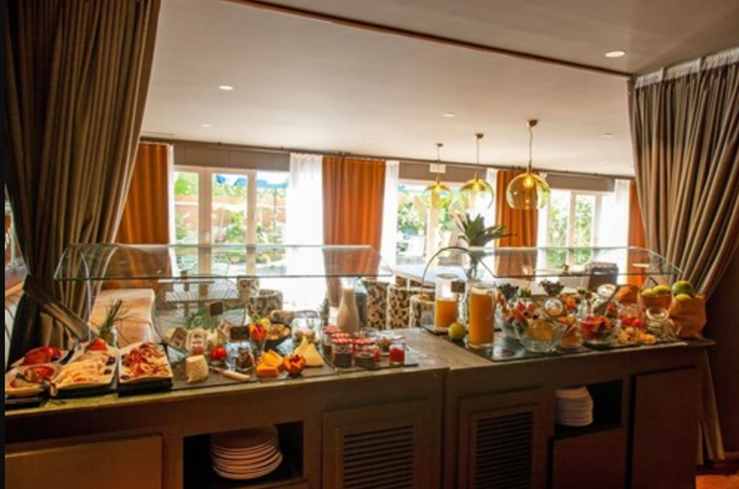 Foto - Chic & Basic Velvet