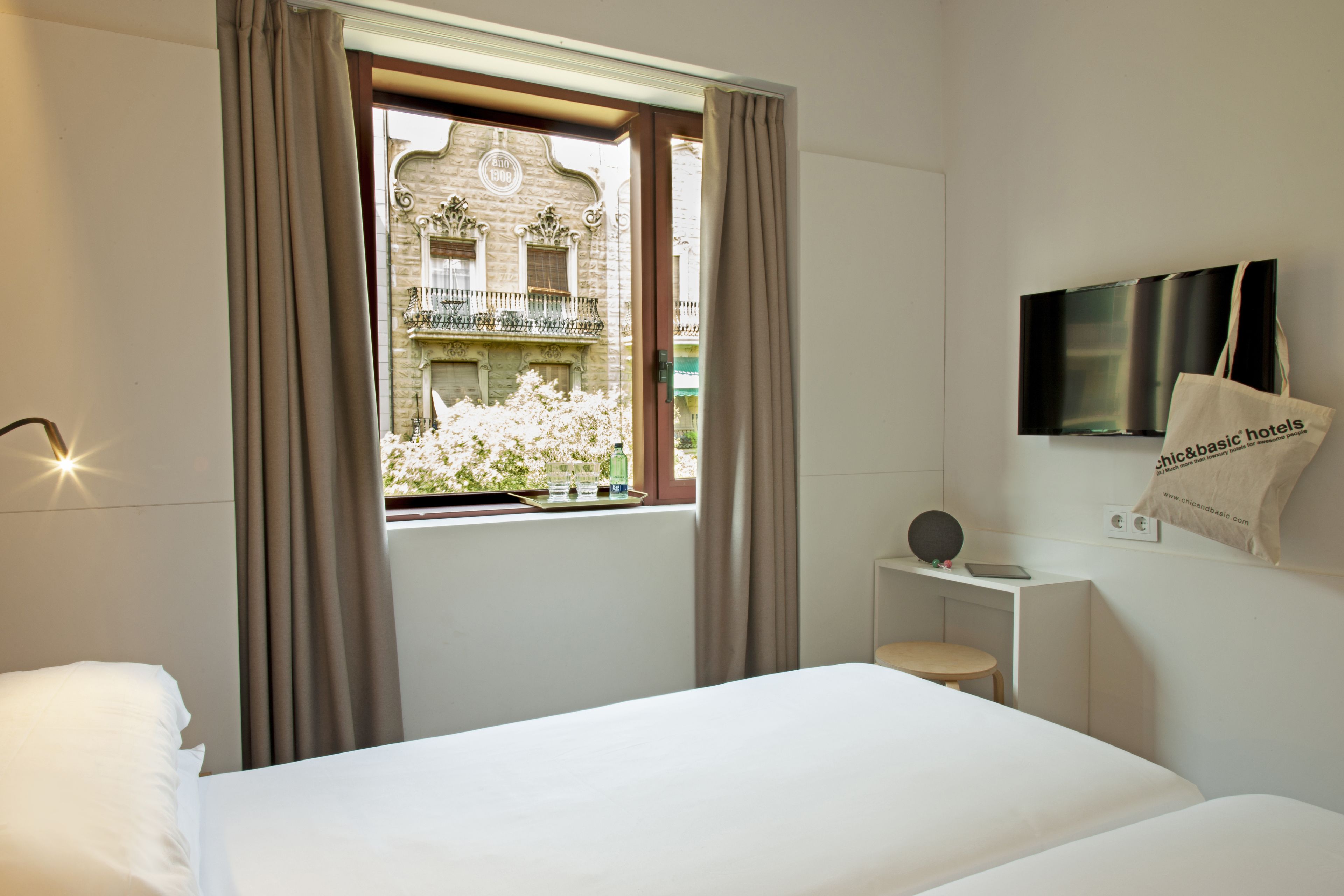 Foto - Chic & Basic Velvet