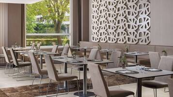 Lunch and dinner served, Mediterranean cuisine