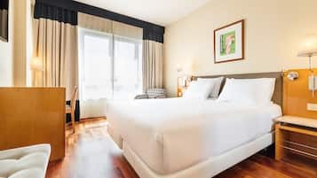 Minibar, in-room safe, desk, soundproofing