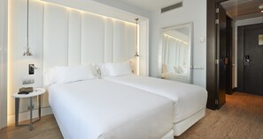 Premium bedding, down duvets, minibar, in-room safe