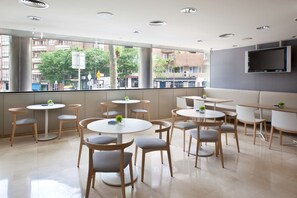 Bar (on property) - NH Ciudad de Santander (Santander)