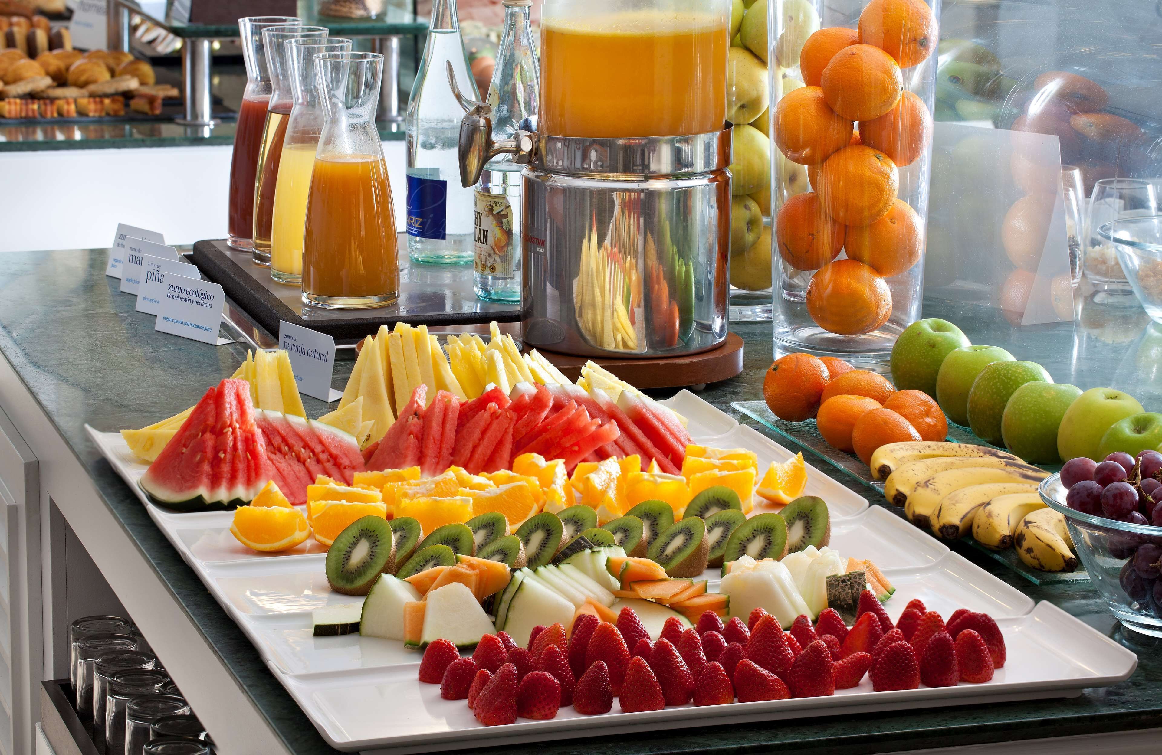 daily buffet breakfast for a fee