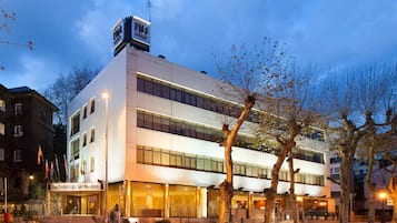 Front of property – evening/night