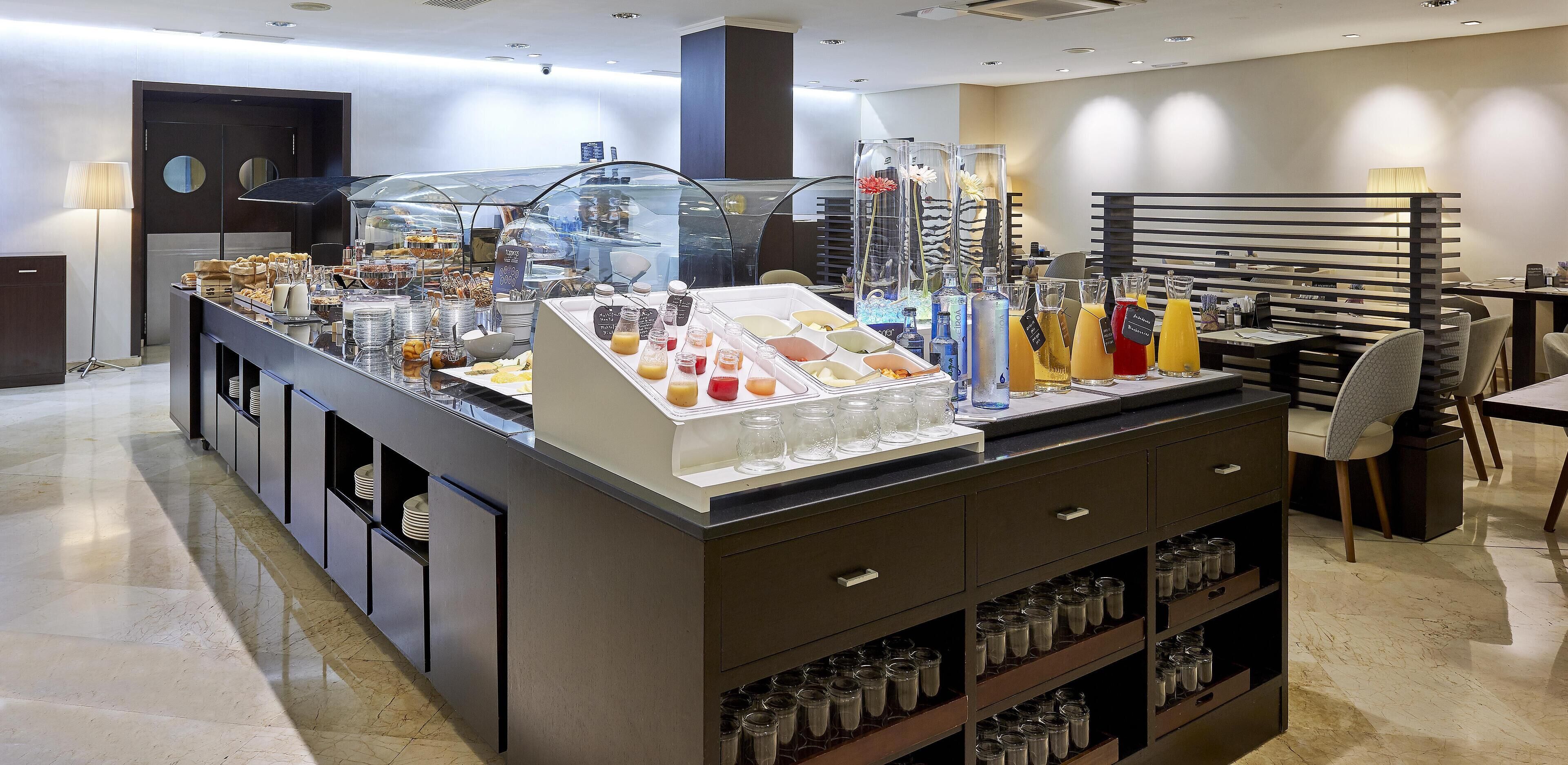 Daily buffet breakfast (EUR 14.9 per person)