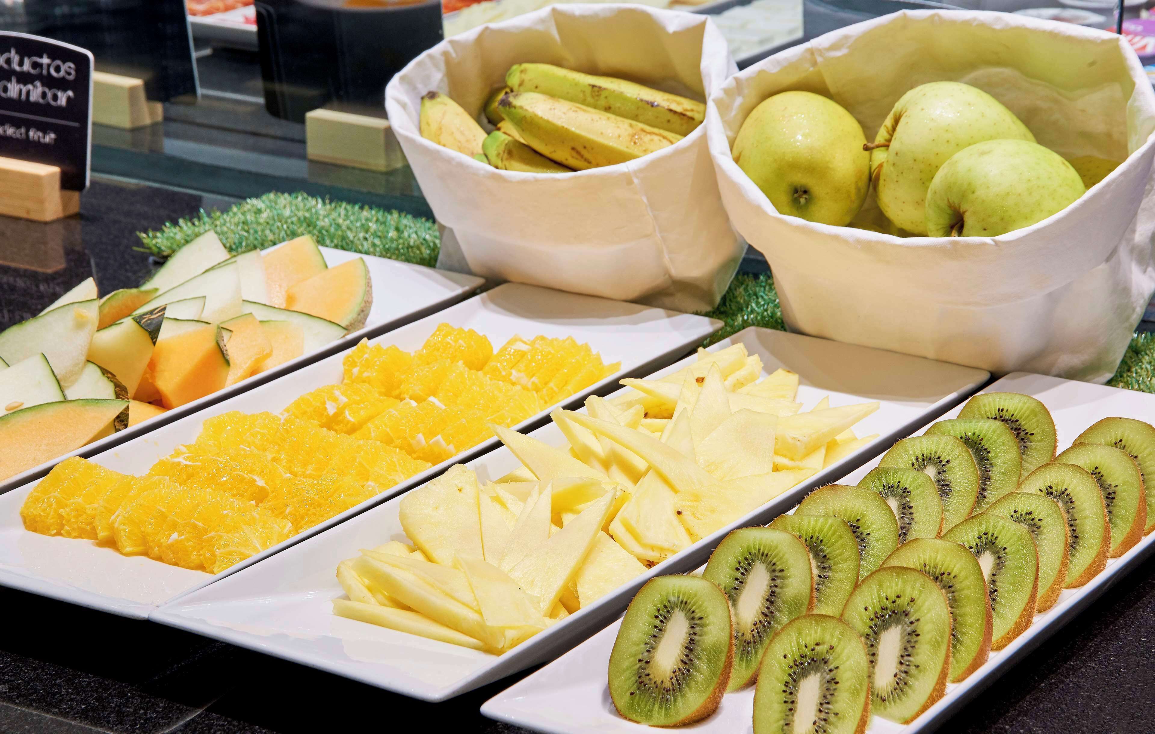 daily buffet breakfast for a fee