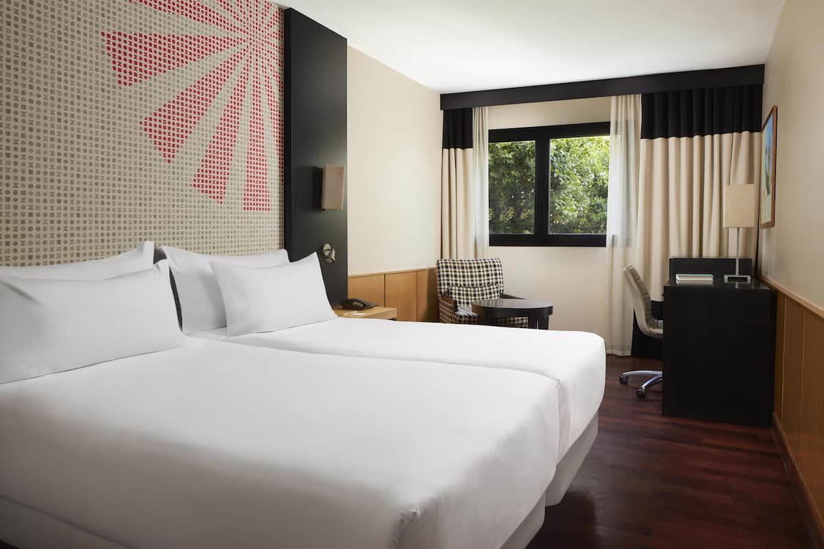 Premium bedding, minibar, in-room safe, individually furnished