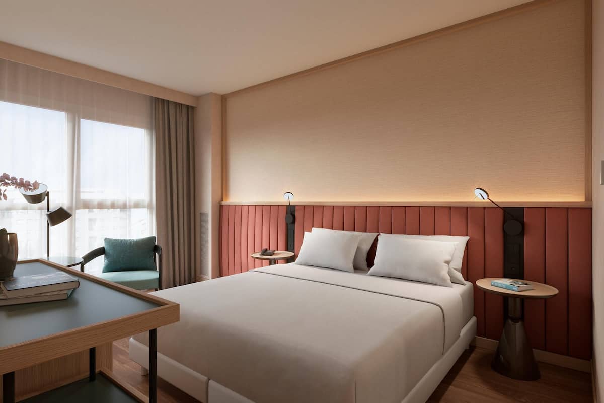 1 kamar tidur, seprai premium, minibar, dan brankas