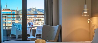 巴塞隆拿禿鷹美居酒店