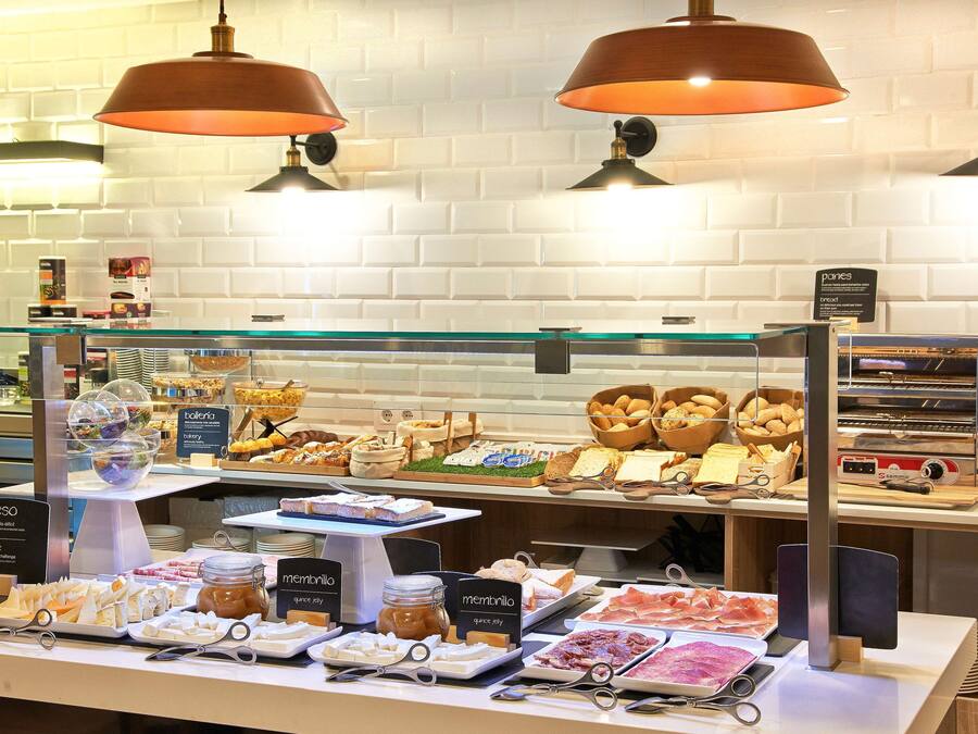 Esmorzar diari d'estil bufet (de pagament)