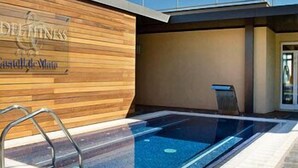 Seasonal outdoor pool - Exe Castell De Mata (Mataro)