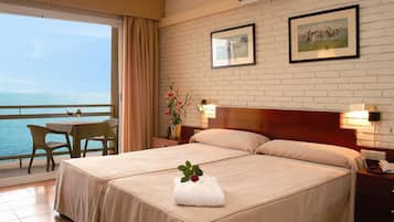 Minibar, in-room safe, desk, iron/ironing board