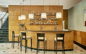 Bar (in der Unterkunft)