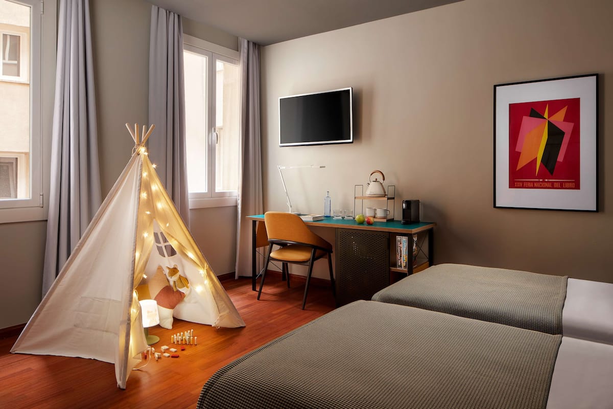 Triple Room (Avani)