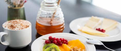 Daily buffet breakfast for a fee