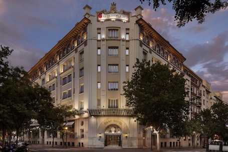 Exterior. NH Collection Gran Hotel de Zaragoza