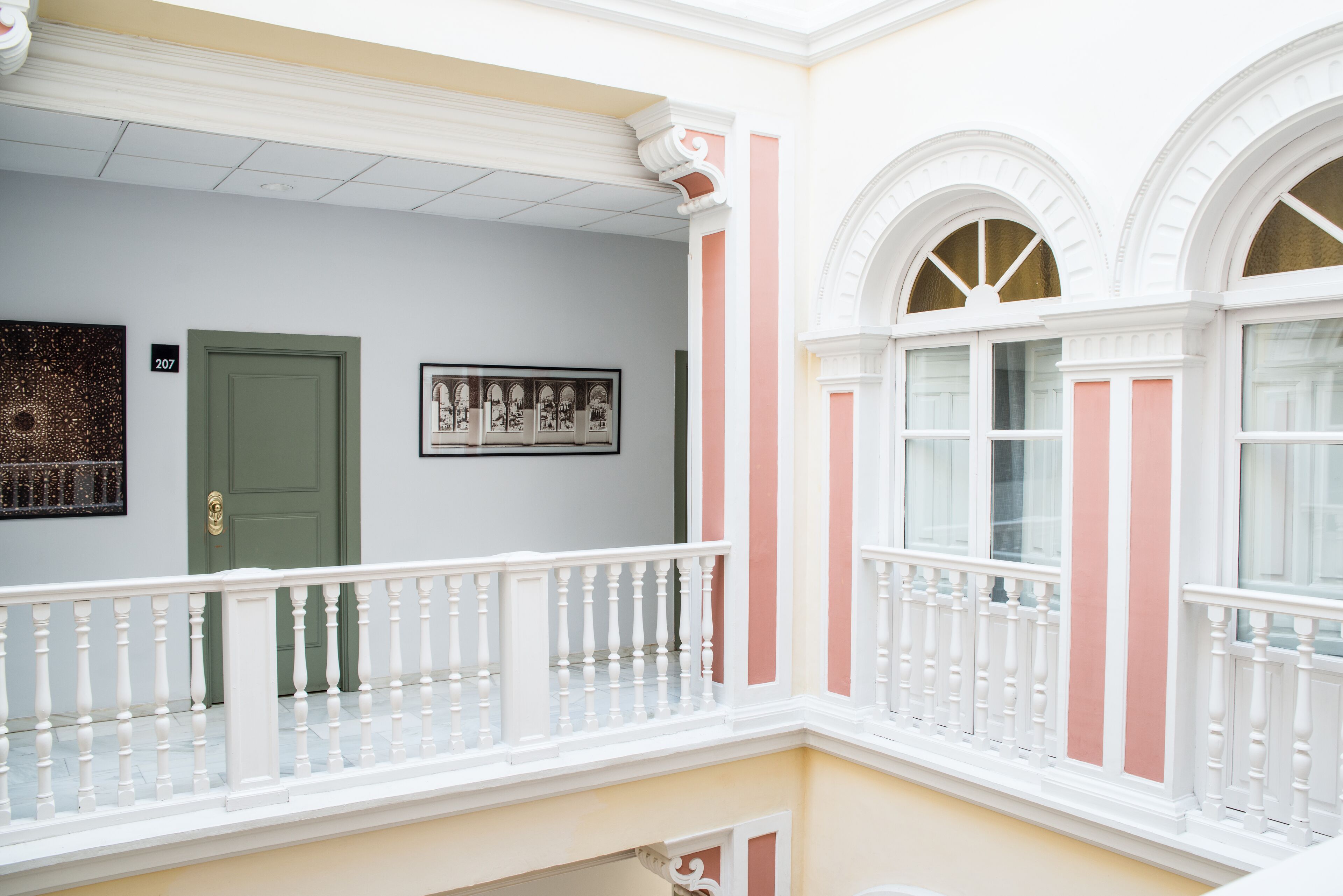 single room | courtyard view