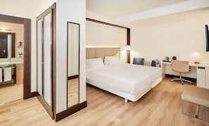 高級寢具、迷你吧、客房內保險箱、布置獨特