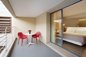 Ropa de cama de alta calidad y minibar