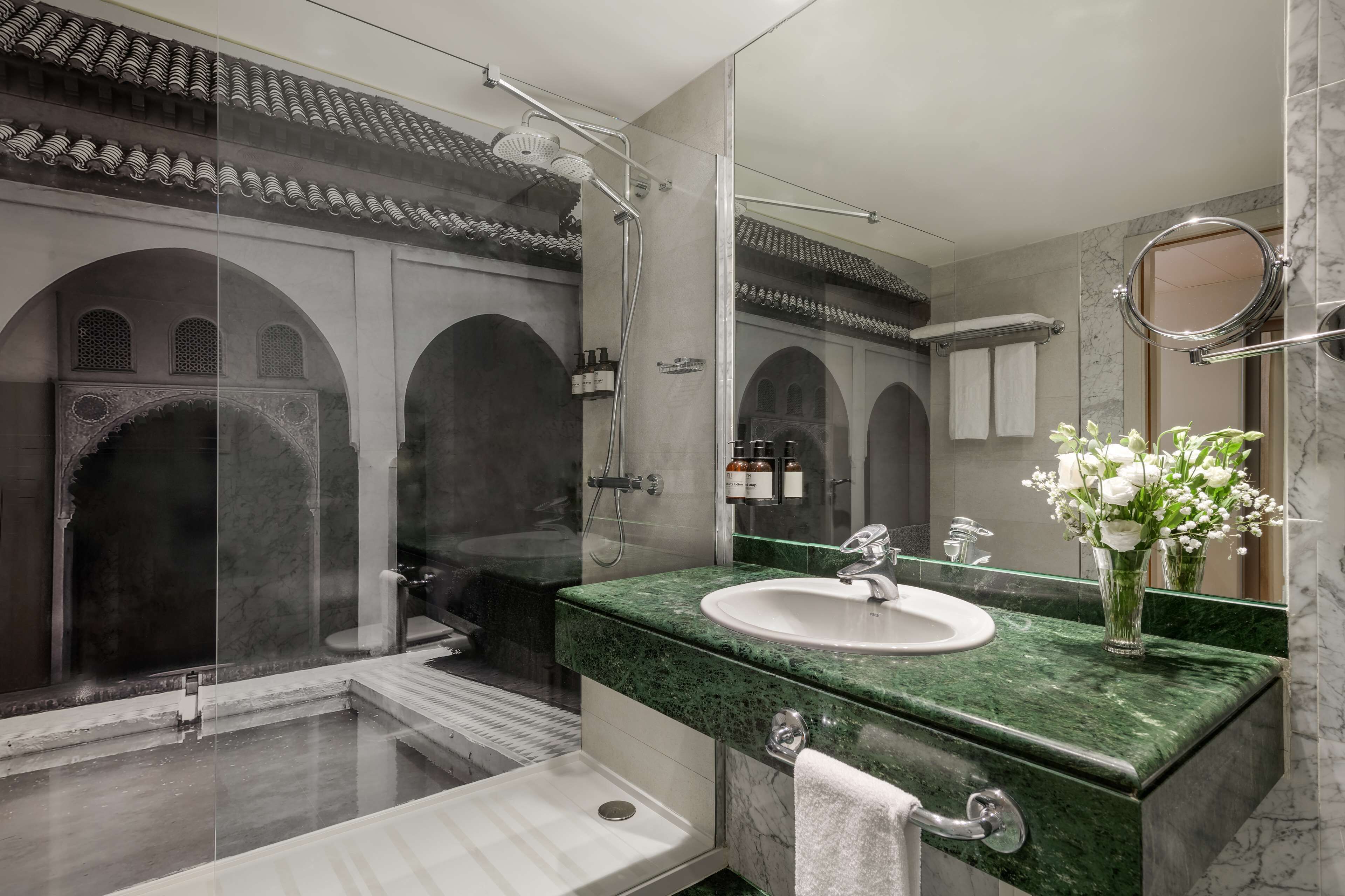 combined shower/bathtub, deep-soaking bathtub, rainfall showerhead