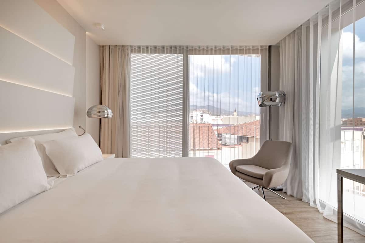 Minibar, in-room safe, desk, blackout drapes