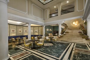 Lobby - NH Madrid Nacional (Madrid)