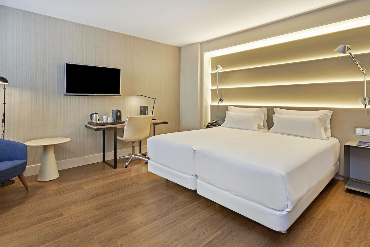 1 bilik tidur, peralatan tempat tidur premium, bar mini