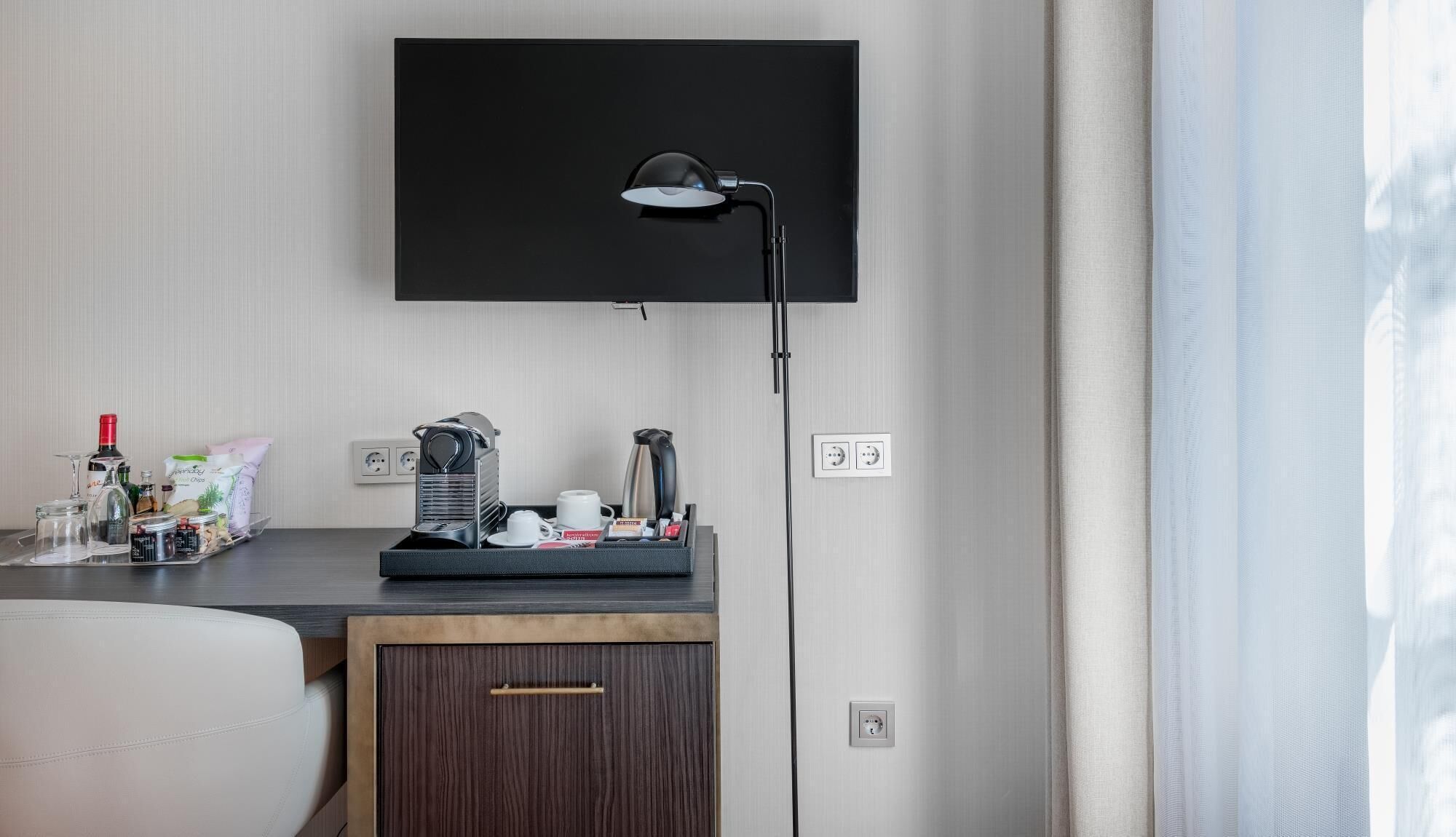 minibar, in-room safe, desk, blackout curtains