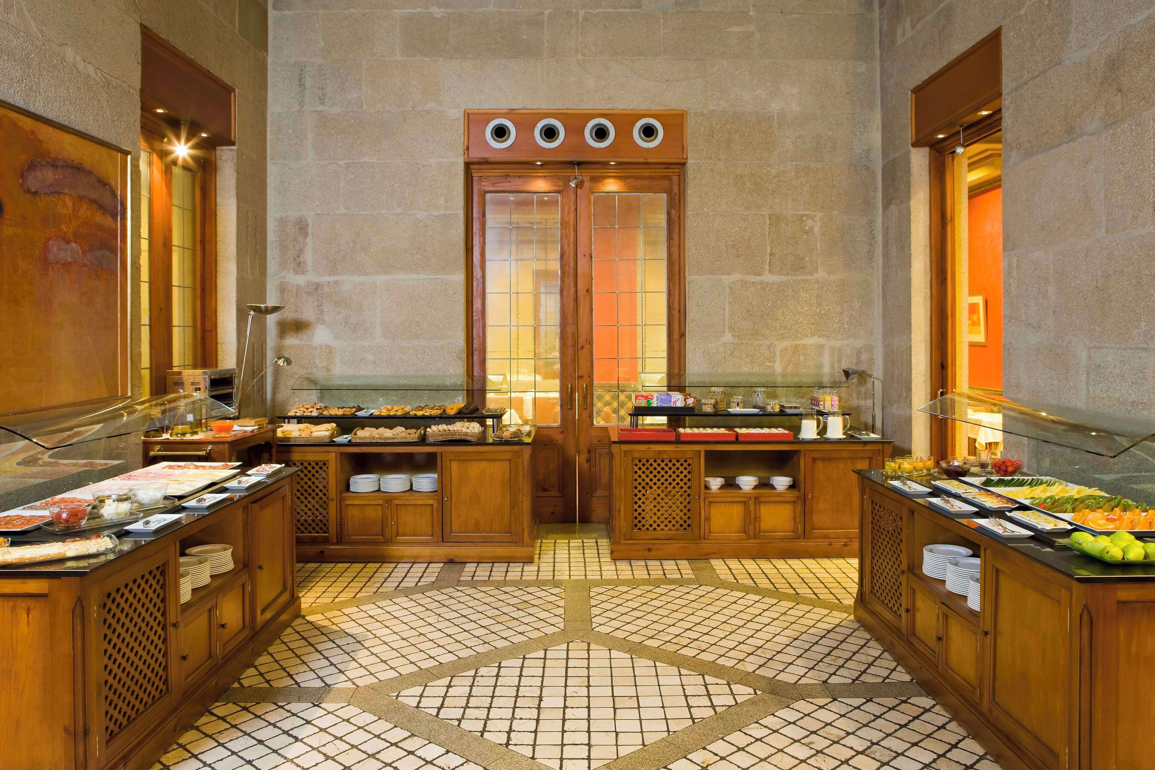 daily buffet breakfast for a fee