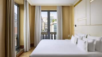 Minibar, in-room safe, desk, blackout curtains