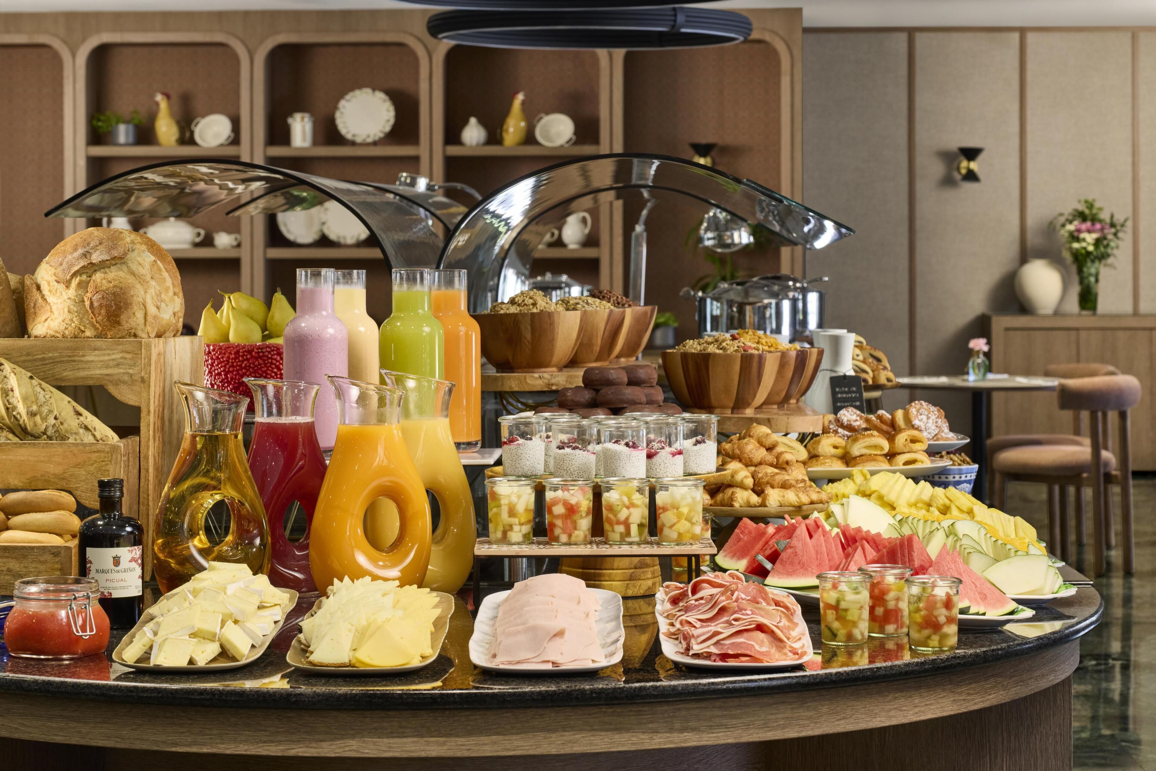 Lunch, dinner served; Mediterranean cuisine, garden views 