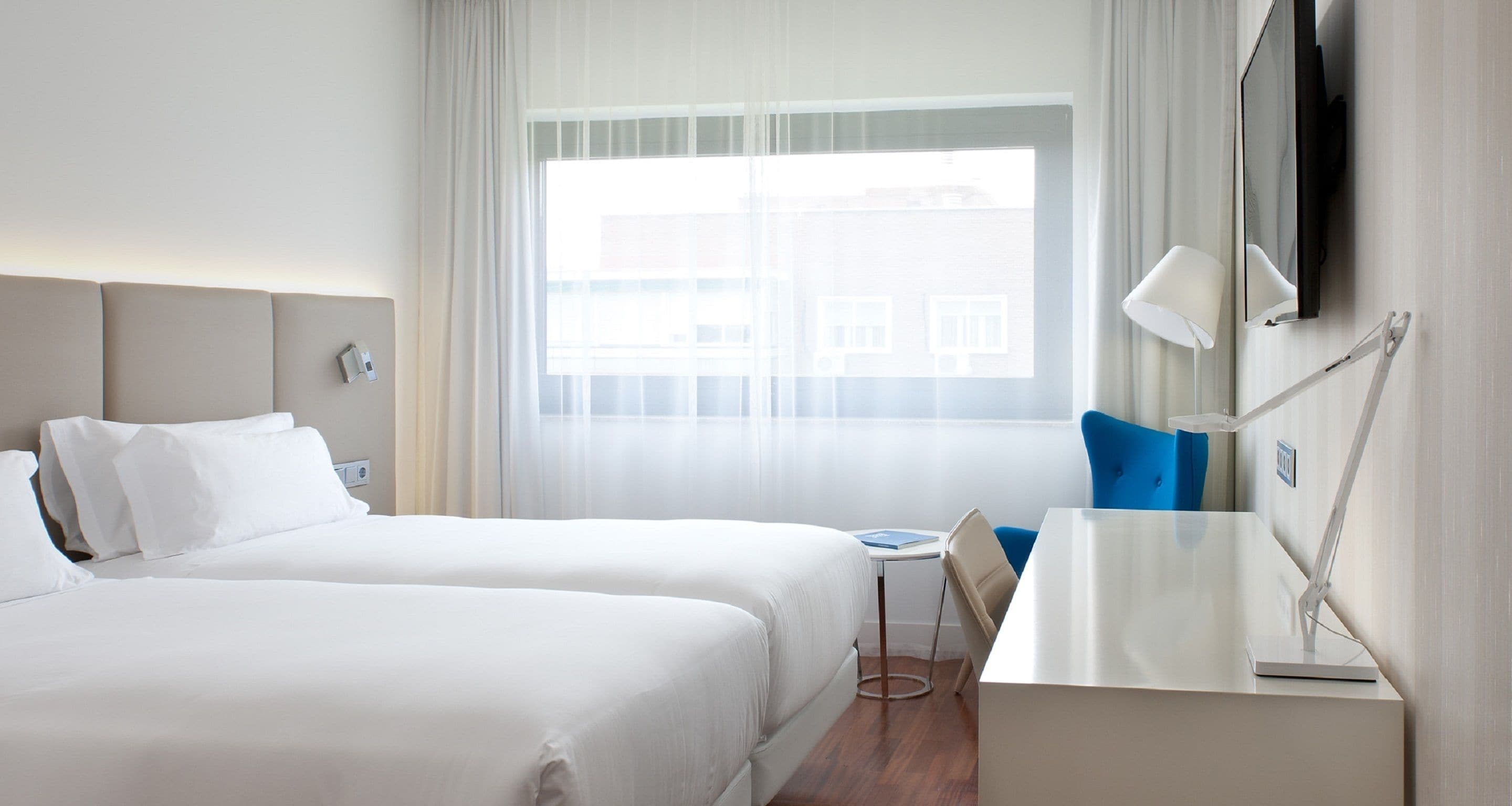 hypo-allergenic bedding, minibar, in-room safe, desk