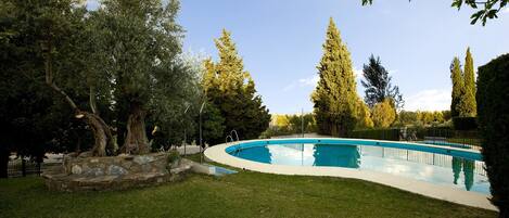 Seasonal outdoor pool